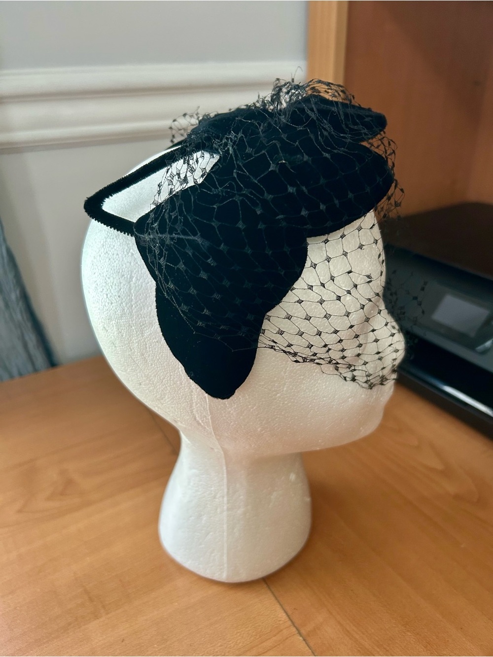 Vintage-Inspired  Veiled Headband hat 1930/1940 retro fascinator birdcage veil - Picture 2 of 5